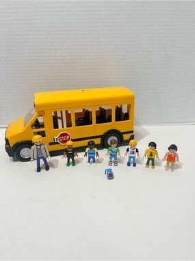 PLAYMOBILE School Bus with kids figures toys